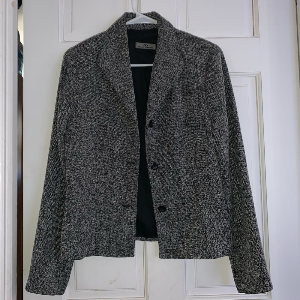 Blazer with shoulder pads